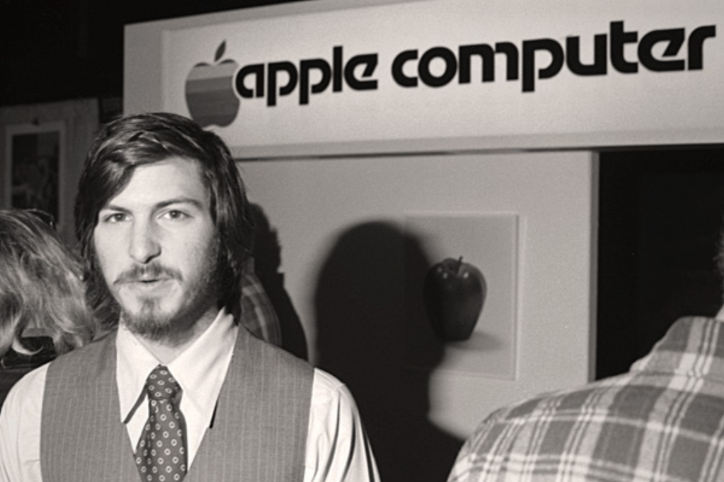 Young%20Steve%20Jobs%20(1).jpg